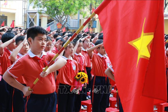 Thiếu nhi Việt Nam "Tuổi nhỏ chí lớn", rèn đức luyện tài