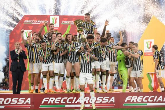 Juventus vô địch Cúp quốc gia Italy
