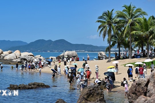 Du khách nước ngoài đến Trung Quốc bằng tàu biển được miễn thị thực 15 ngày