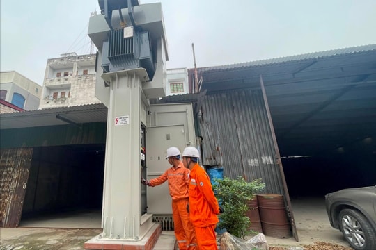 Điện lực TP Hải Dương đóng 3 trạm biến áp chống quá tải mùa nóng