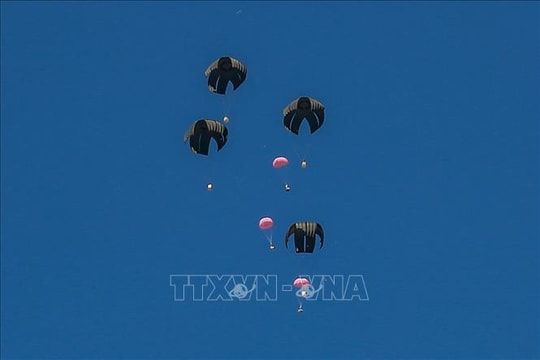 Jordan tiến hành 3 đợt thả hàng viện trợ ở miền Nam Gaza