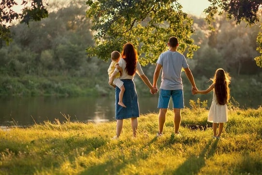 Ba cách nói chuyện gây ngột ngạt nhất trong gia đình
