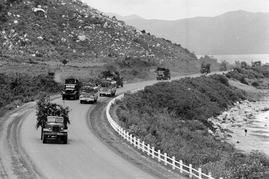 Thế trận đường Trường Sơn góp phần làm nên thắng lợi Chiến dịch mùa xuân 1975