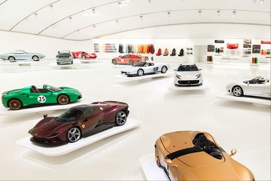 Loạt Ferrari độc nhất thế giới được trưng bày tại Italy