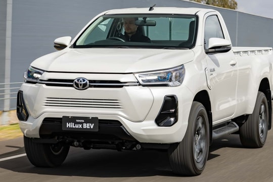 Toyota chuẩn bị sản xuất bán tải điện