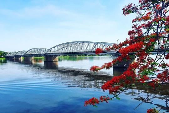 Gửi Huế