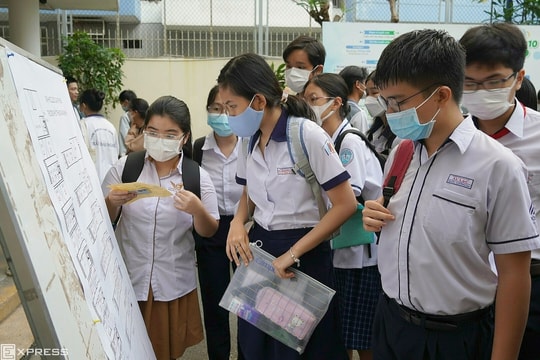 Lý do chuyên Ngoại ngữ và Sư phạm tăng học phí gấp 5