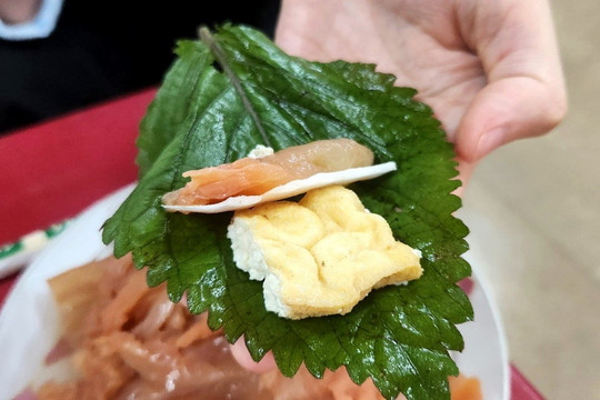 Hấp dẫn món sứa muối vẹt