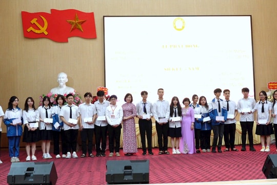 TP Hải Dương khen thưởng 56 học sinh giỏi quốc gia