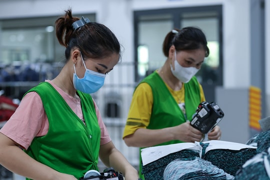 Giảm mức hưởng chế độ ốm đau, thiệt cho người lao động