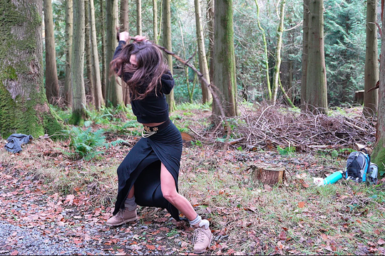 Chi hàng nghìn USD xả stress qua nghi thức tiếng hét