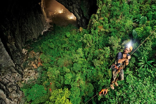 Hang Sơn Đoòng lọt top 7 điểm tham quan dưới lòng đất đẹp nhất thế giới