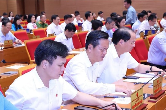 Ủy ban Thường vụ Quốc hội kết luận về sắp xếp đơn vị hành chính cấp huyện, xã