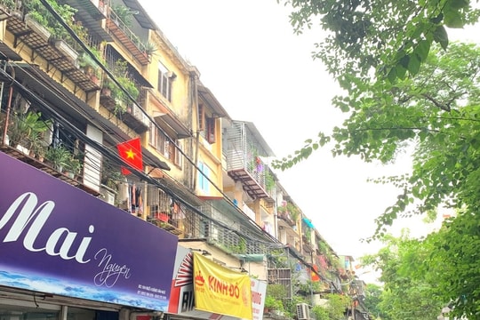 Chung cư "nhà giàu" giá trên 200 triệu/m2, nhà tập thể cũ cao ngất ngưởng