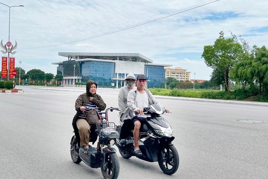 Hải Dương ngày nắng, chiều tối và đêm có mưa dông