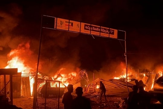 Israel không kích Rafah trả đũa Hamas