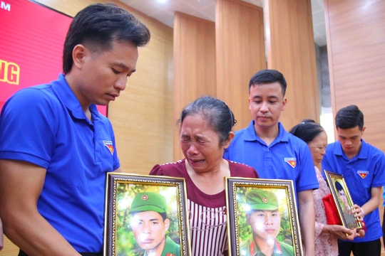 Xúc động chương trình "Thanh Miện quê hương - Ngày trở về"