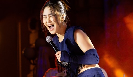 Ca sĩ Hương Tràm gửi đơn tố cáo người tung tin đồn sang Mỹ sinh con
