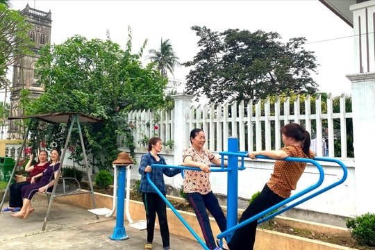 Đồng Cẩm nỗ lực thực hiện mục tiêu kép