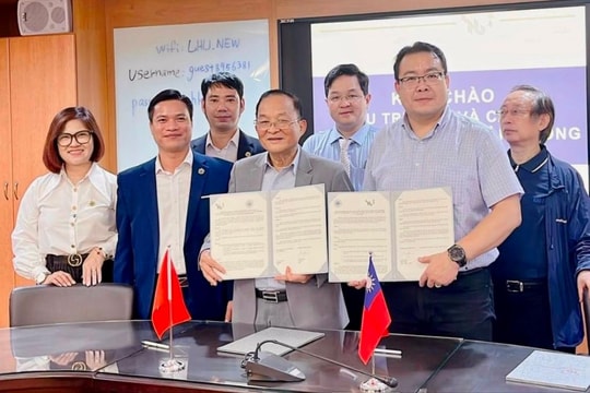 Trường Đại học Thành Đông cấp học bổng cho 2 ngành học