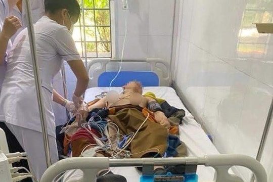 Một người đi theo ông Thích Minh Tuệ bị sốc nhiệt, tử vong