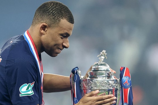 Real Madrid ấn định lễ ra mắt Mbappe