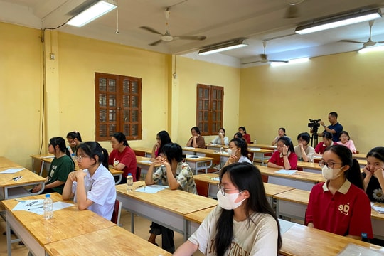 Gợi ý giải đề thi môn ngữ văn vào lớp 10 Trường THPT chuyên Nguyễn Trãi năm học 2024-2025