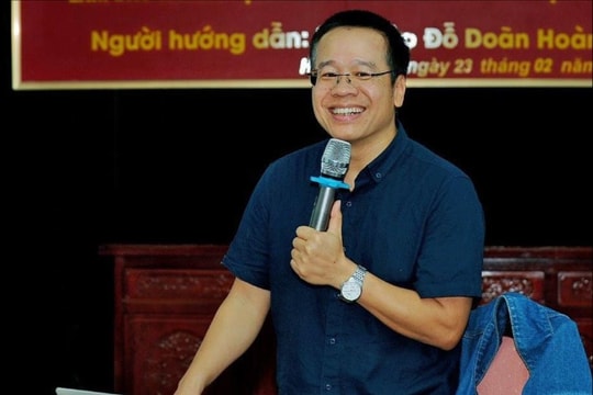 Nhà báo điều tra: Họ là ai và đứng ở đâu?