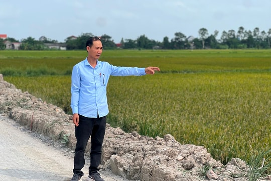 Bí thư Chi bộ thôn Thủ Pháp đổi đất cho dân để hiến đất làm đường
