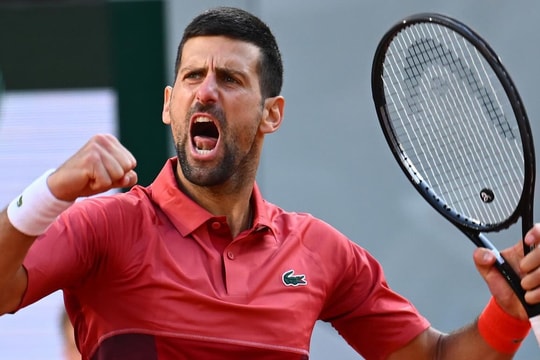 Vượt mặt Federer, Djokovic lập kỷ lục vĩ đại tại Grand Slam