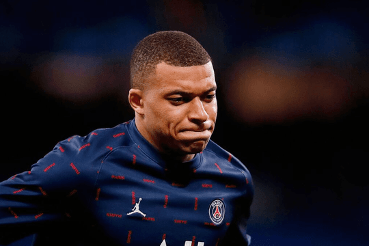 Kylian Mbappe bị PSG "quỵt" lương hơn 2 nghìn tỷ đồng?