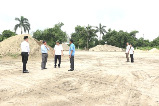 Tất cả xã, thị trấn ở Tứ Kỳ công khai đường dây nóng tiếp nhận phản ánh khai thác khoáng sản trái phép