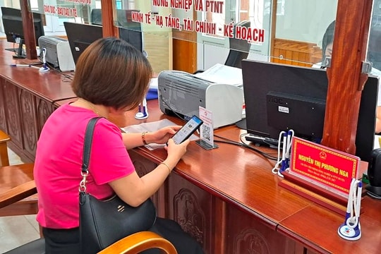 Thanh Miện áp dụng quét mã QR để đánh giá sự hài lòng của người dân về cải cách hành chính