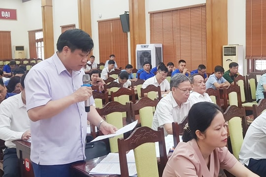 Cán bộ, công chức cấp xã ở Cẩm Giàng kiến nghị giảm bớt thủ tục hành chính trong lĩnh vực đất đai