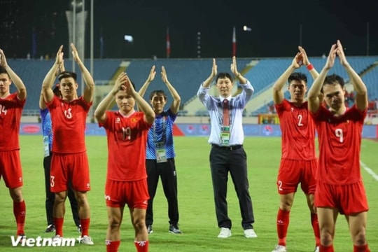 Vietnam beat Philippines 3-2 to keep World Cup qualification dream alive