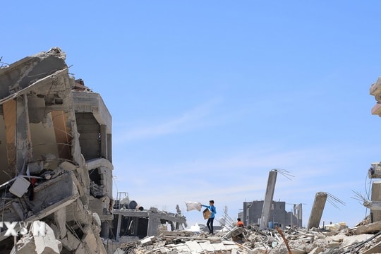 Israel ném bom một trường học ở Gaza do Liên hợp quốc điều hành, 37 người thiệt mạng