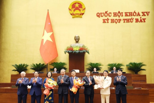 Bộ trưởng Tư pháp Lê Thành Long làm Phó Thủ tướng Chính phủ nhiệm kỳ 2021-2026