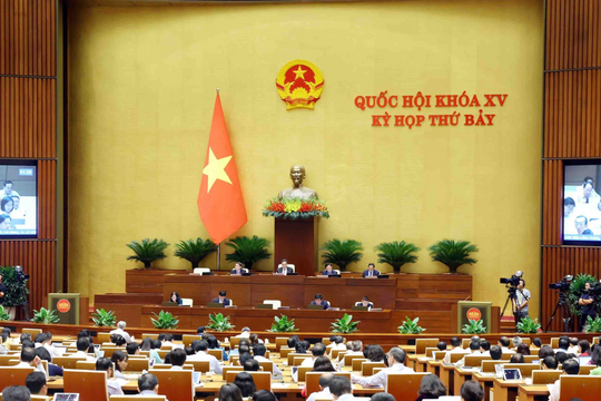 Quốc hội bàn về dự án luật tư pháp người chưa thành niên, chống mua bán người