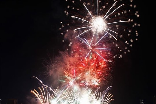 Da Nang International Fireworks Festival 2024 kicks off