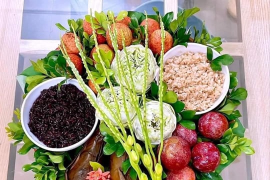 Nhiều mặt hàng đặc trưng dịp Tết Đoan ngọ ở Hải Dương bán chạy