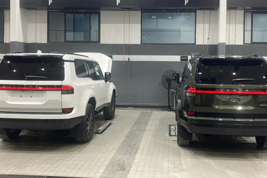 Lexus GX thế hệ mới xuất hiện tại Việt Nam, giá gần 6 tỷ đồng