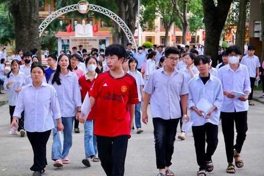 Thí sinh không phải nộp lệ phí phúc khảo bài thi lớp 10