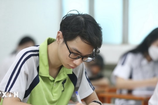 Điểm chuẩn xét tuyển học bạ Đại học Thương mại cao nhất 29,25 điểm