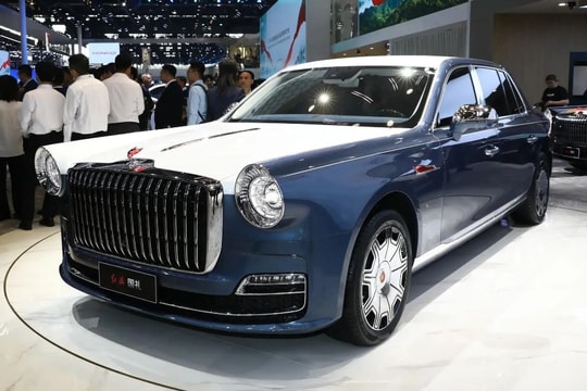 Hongqi Guoli - sedan cổ điển giá gần 1 triệu USD