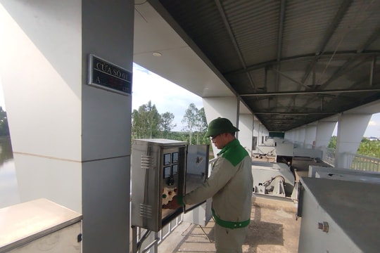 Đơn giản hóa trong vận hành cống thủy lợi An Thổ