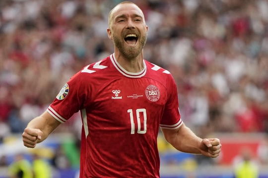 Eriksen ghi bàn sau 3 năm trụy tim, Đan Mạch vẫn nhận kết cục buồn trước Slovenia