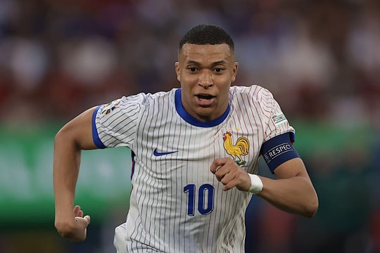 Mbappe mờ nhạt, đội tuyển Pháp thắng nhờ đối thủ phản lưới