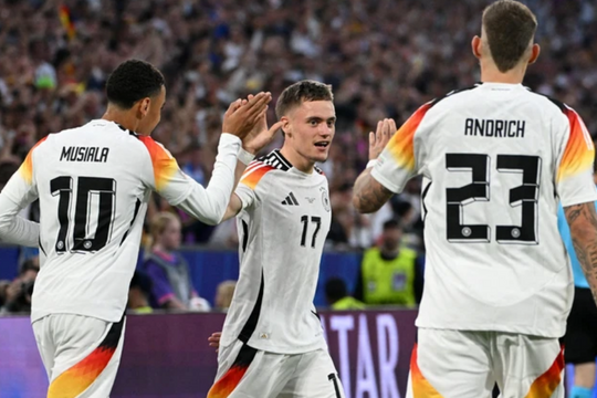 Đức - Hungary: Xác định tấm vé knock-out sớm