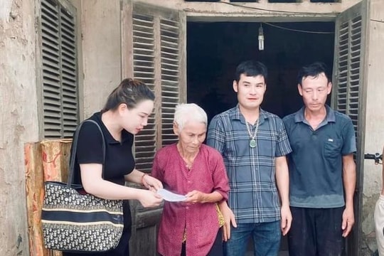 Gia đình bà Lê Thị Thoa ở Kim Tân (Kim Thành) được ủng hộ trên 20 triệu đồng