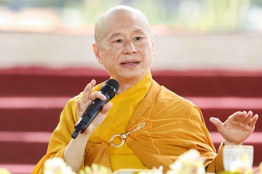 Thượng tọa Thích Chân Quang bị cấm thuyết giảng trong 2 năm